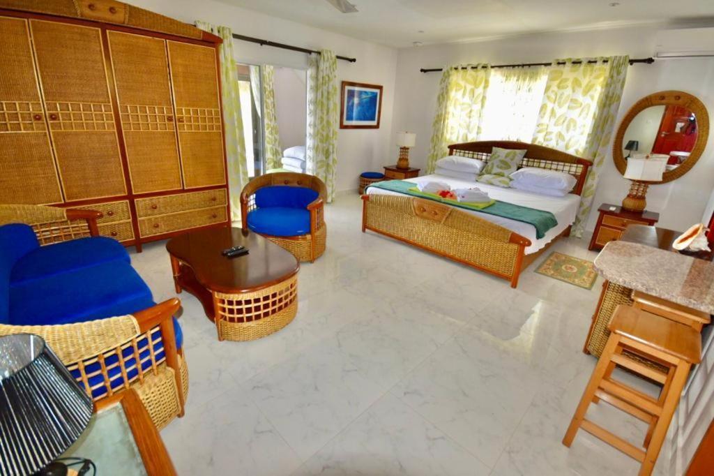 Sea Splash Self Catering And La Petite Maison Grand Anse  Eksteriør bilde