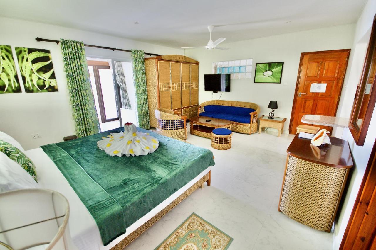 Sea Splash Self Catering And La Petite Maison Grand Anse  Eksteriør bilde