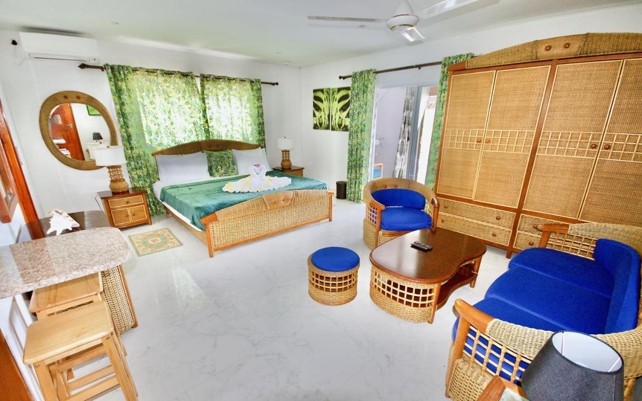 Sea Splash Self Catering And La Petite Maison Grand Anse  Eksteriør bilde