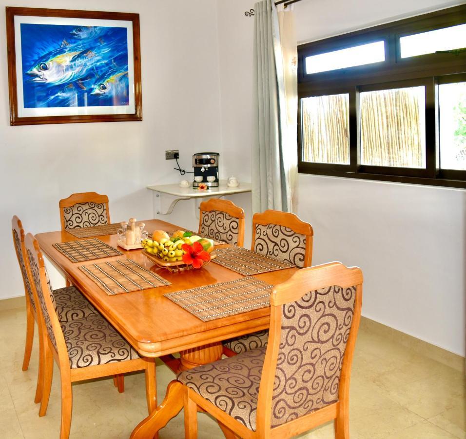 Sea Splash Self Catering And La Petite Maison Grand Anse  Eksteriør bilde