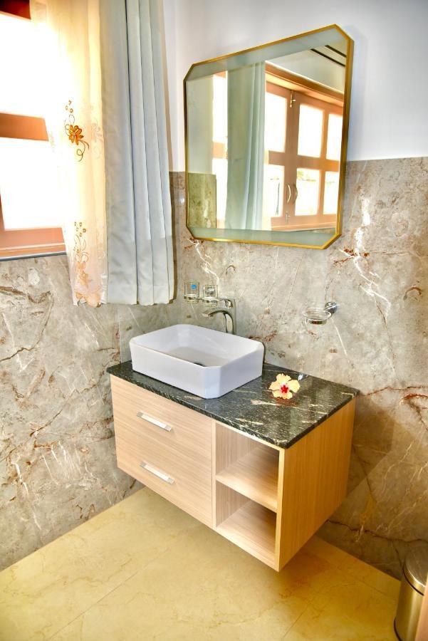 Sea Splash Self Catering And La Petite Maison Grand Anse  Eksteriør bilde